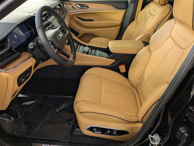 new 2025 Jeep Grand Cherokee car, priced at $58,822