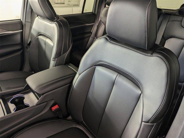 new 2025 Jeep Grand Cherokee car, priced at $37,091