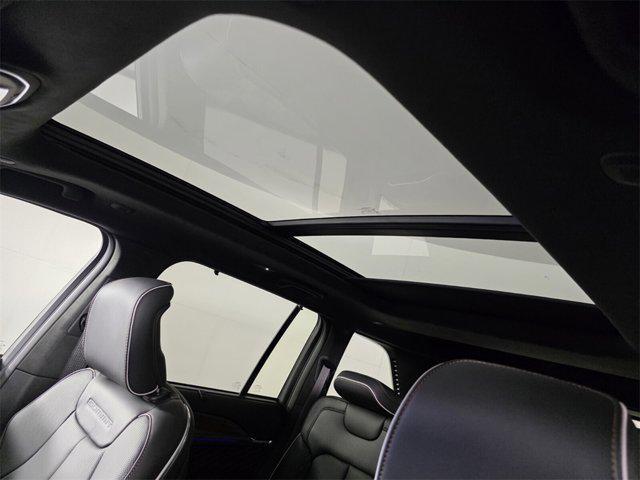 new 2025 Jeep Grand Cherokee car, priced at $60,604