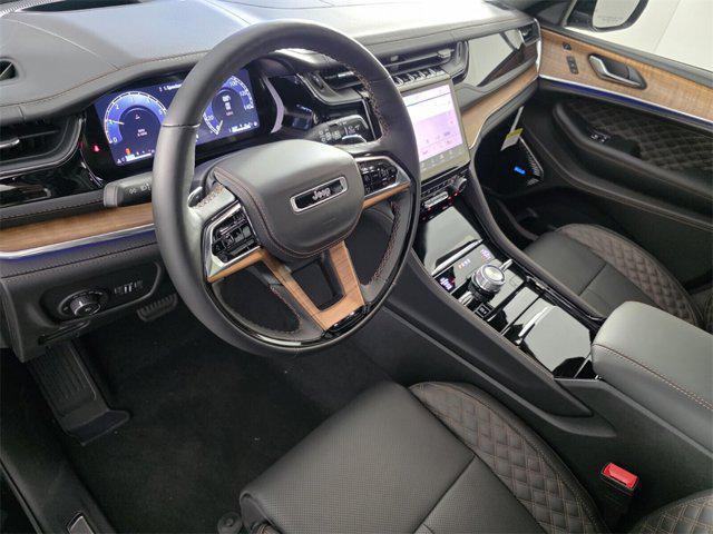 new 2025 Jeep Grand Cherokee car, priced at $60,604