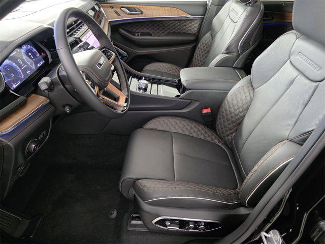 new 2025 Jeep Grand Cherokee car, priced at $60,604