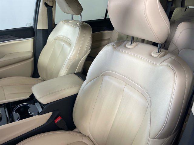used 2022 Jeep Grand Cherokee L car, priced at $29,179