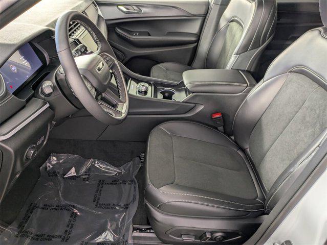 new 2025 Jeep Grand Cherokee L car, priced at $39,322