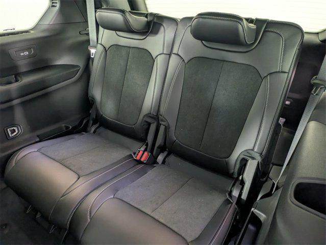 new 2025 Jeep Grand Cherokee L car, priced at $39,322