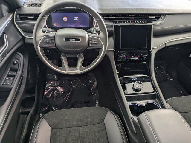 new 2025 Jeep Grand Cherokee L car, priced at $39,322