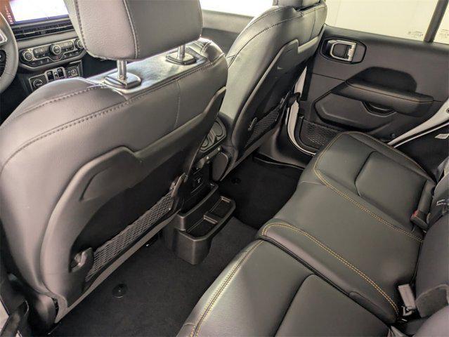 new 2025 Jeep Wrangler car, priced at $45,798