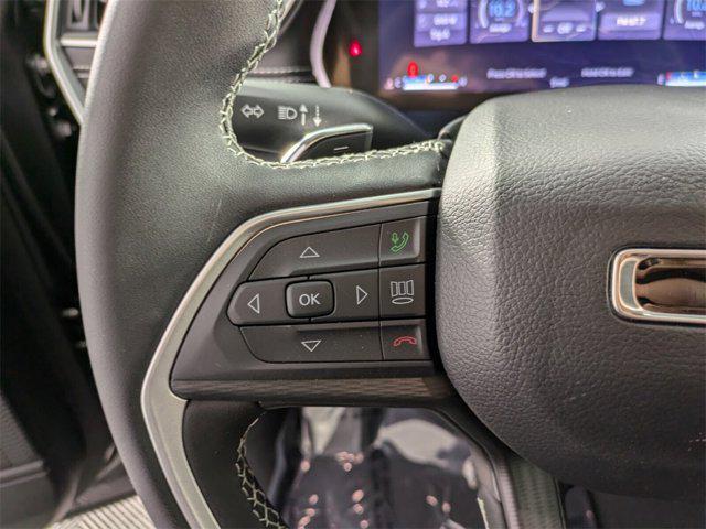 new 2025 Jeep Grand Cherokee car, priced at $35,588
