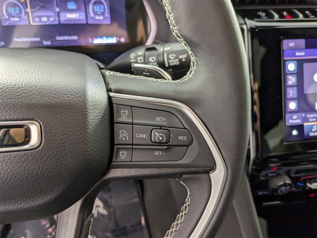 new 2025 Jeep Grand Cherokee car, priced at $35,588