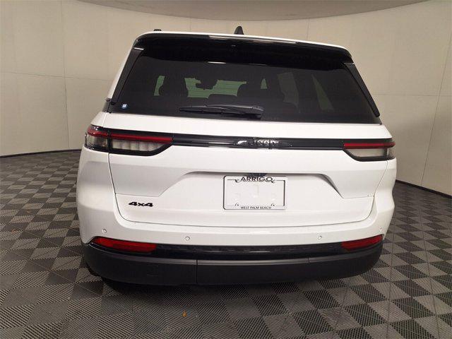 new 2025 Jeep Grand Cherokee car, priced at $45,325