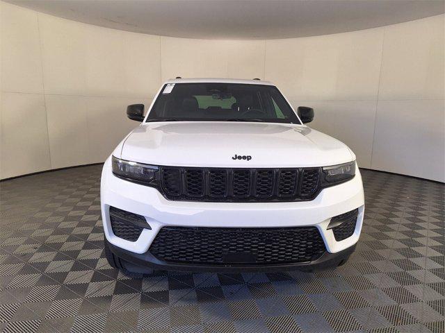 new 2025 Jeep Grand Cherokee car, priced at $45,325