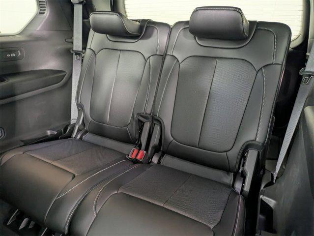 new 2025 Jeep Grand Cherokee L car, priced at $46,021