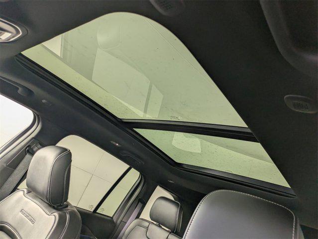 new 2025 Jeep Grand Cherokee car, priced at $48,268
