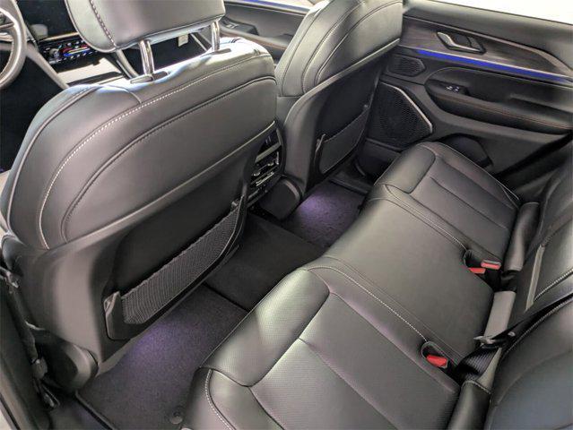 new 2025 Jeep Grand Cherokee car, priced at $48,268