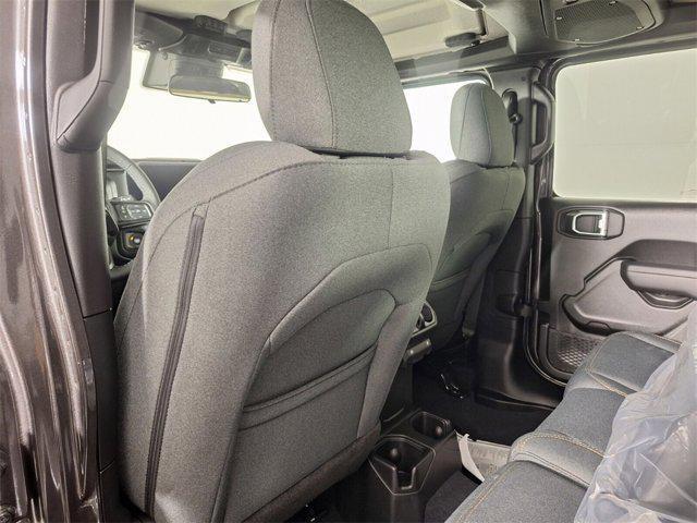 new 2025 Jeep Wrangler car, priced at $46,183