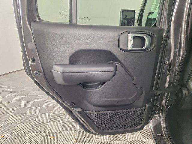 new 2025 Jeep Wrangler car, priced at $46,183