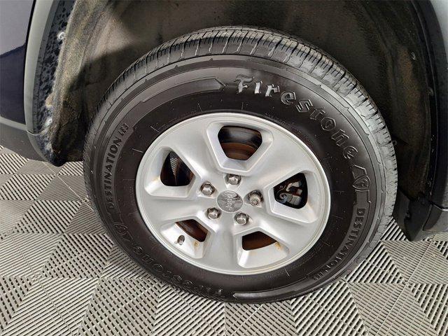 used 2017 Jeep Grand Cherokee car, priced at $8,888