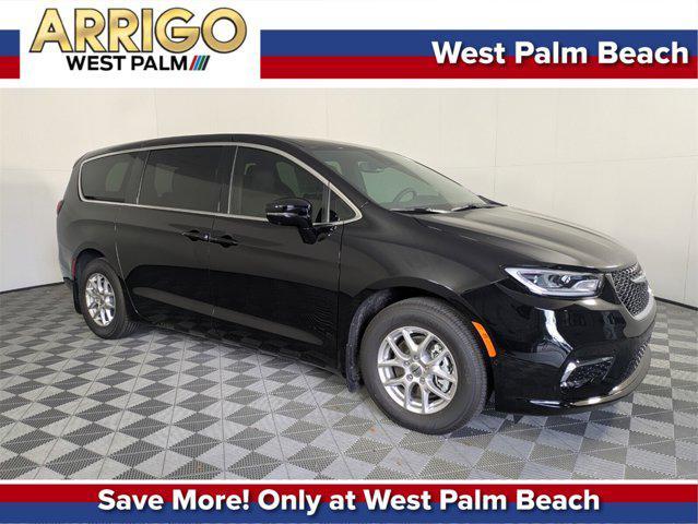 new 2025 Chrysler Pacifica car, priced at $38,803