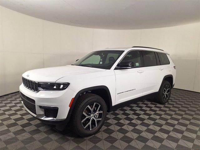new 2025 Jeep Grand Cherokee L car, priced at $38,210
