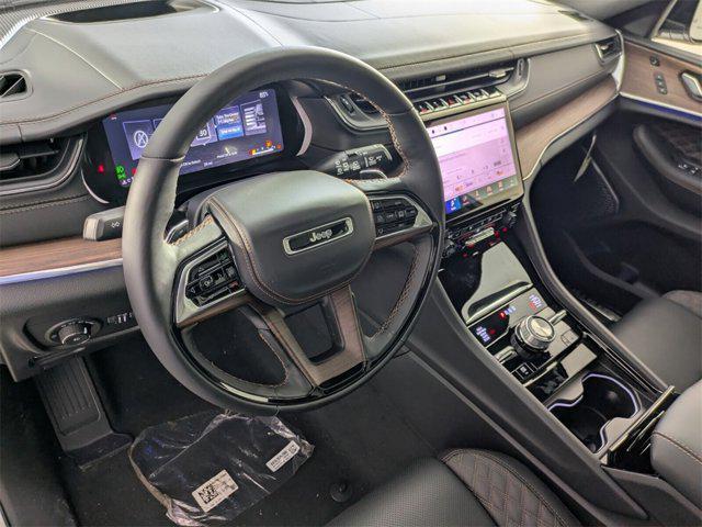 new 2025 Jeep Grand Cherokee car, priced at $54,178