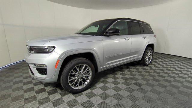 new 2025 Jeep Grand Cherokee car, priced at $54,178