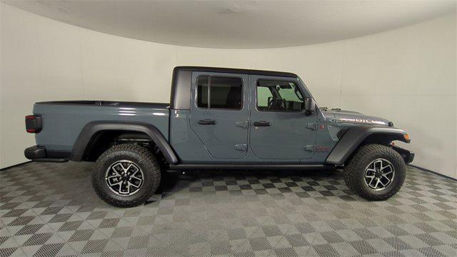new 2025 Jeep Gladiator car, priced at $48,018