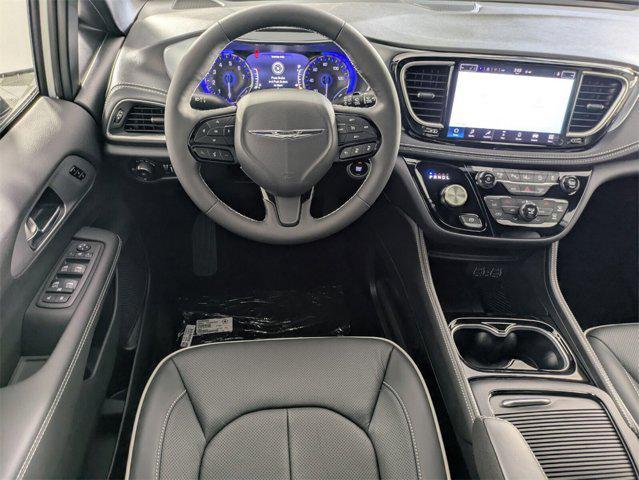 new 2025 Chrysler Pacifica car, priced at $44,655