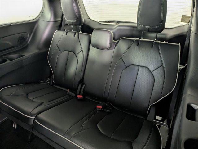 new 2025 Chrysler Pacifica car, priced at $44,655