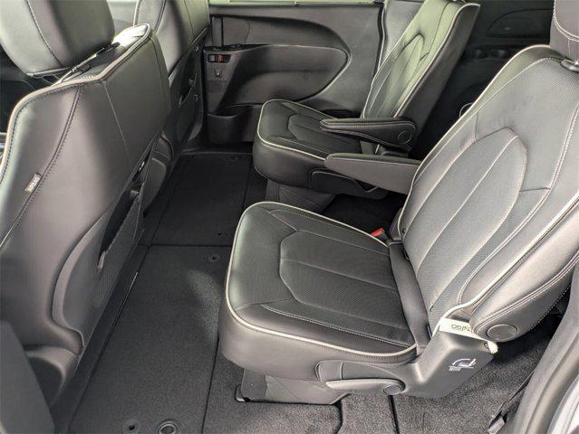 new 2025 Chrysler Pacifica car, priced at $44,655