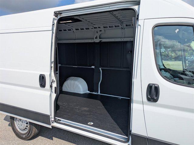 new 2025 Ram ProMaster 1500 car, priced at $49,078