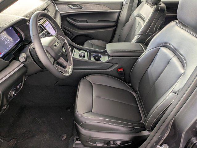 new 2025 Jeep Grand Cherokee L car, priced at $39,304
