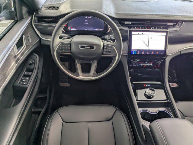 new 2025 Jeep Grand Cherokee L car, priced at $39,304