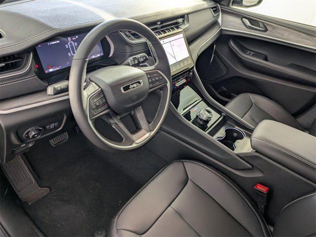 new 2025 Jeep Grand Cherokee L car, priced at $39,304
