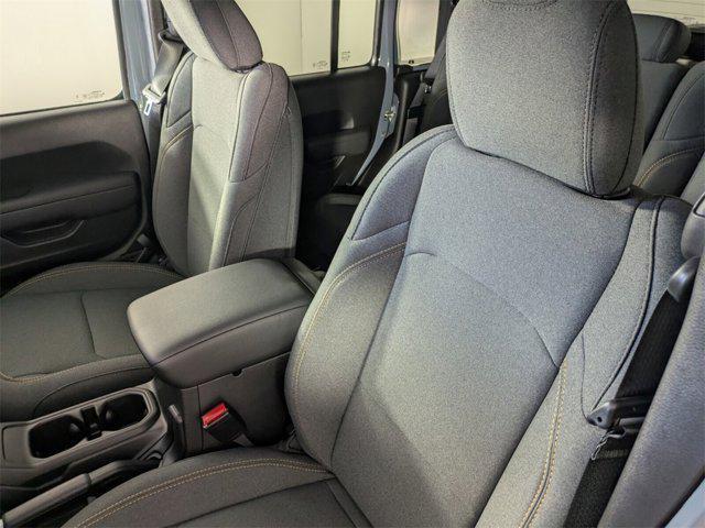 new 2025 Jeep Gladiator car, priced at $38,858