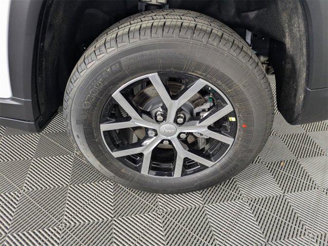 new 2025 Jeep Grand Cherokee car, priced at $32,347