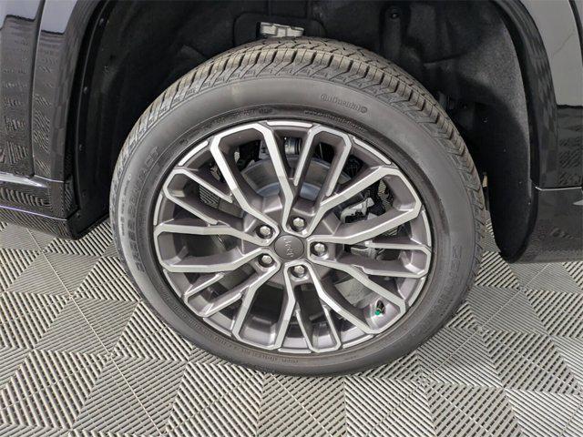 new 2025 Jeep Grand Cherokee L car, priced at $60,332