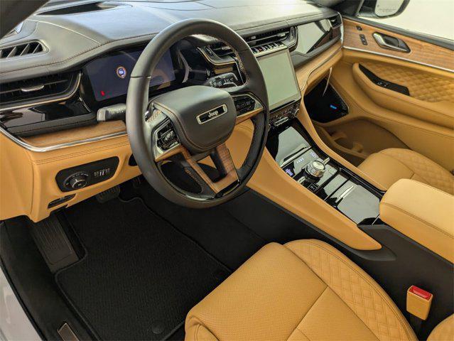 new 2025 Jeep Grand Cherokee car, priced at $60,301