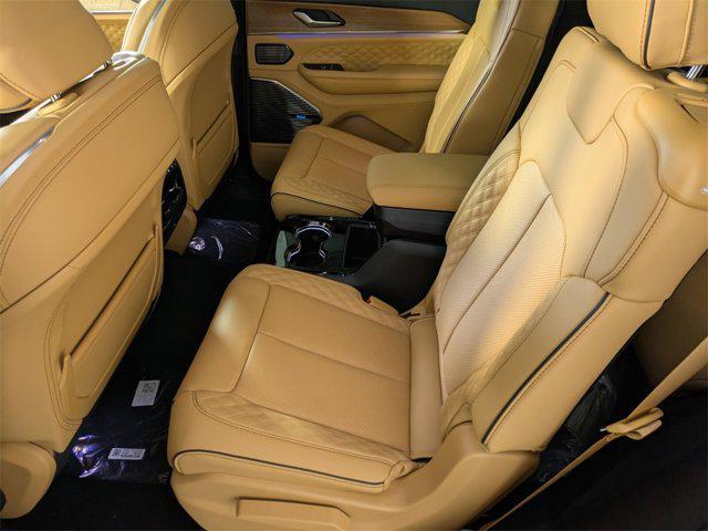 new 2025 Jeep Grand Cherokee L car, priced at $62,114