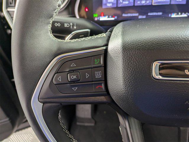 new 2025 Jeep Grand Cherokee car, priced at $44,400
