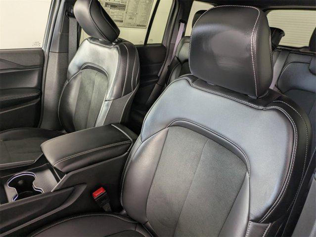 new 2025 Jeep Grand Cherokee car, priced at $44,400