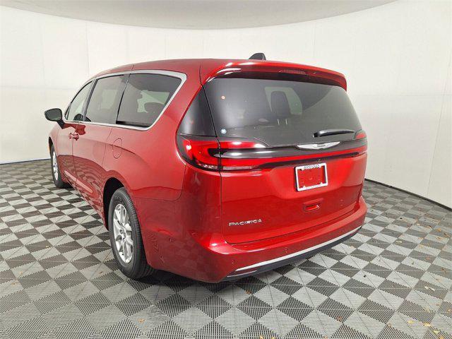 new 2025 Chrysler Pacifica car, priced at $42,920