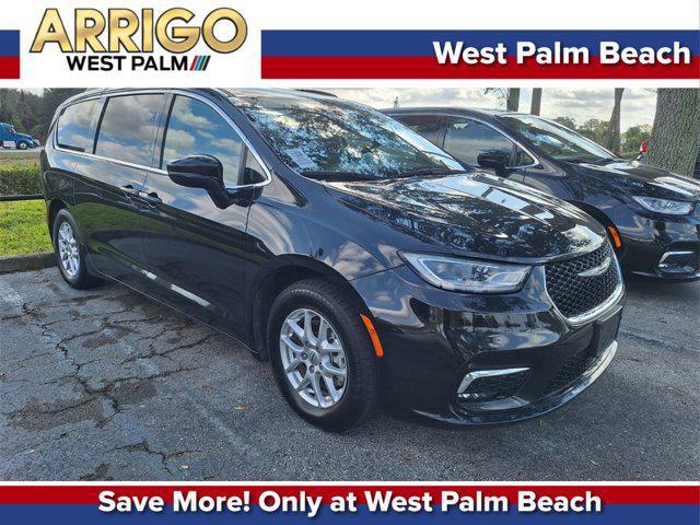 used 2022 Chrysler Pacifica car, priced at $23,200