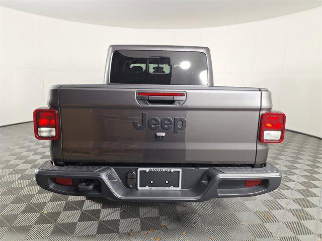 new 2024 Jeep Gladiator car, priced at $41,724