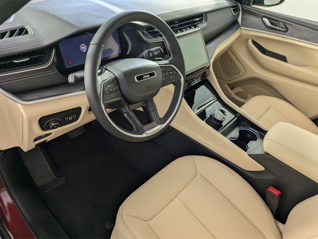 new 2025 Jeep Grand Cherokee car, priced at $36,741