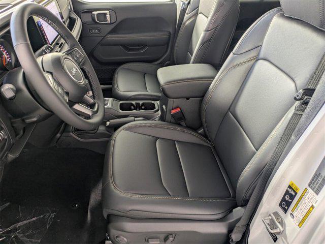 new 2025 Jeep Gladiator car, priced at $42,617