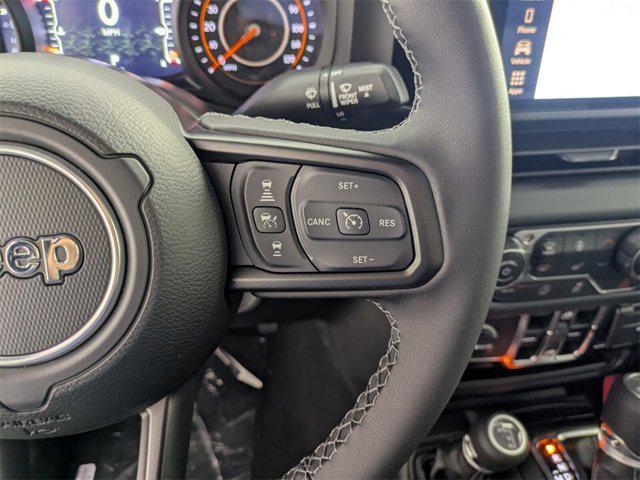 new 2025 Jeep Gladiator car, priced at $42,617