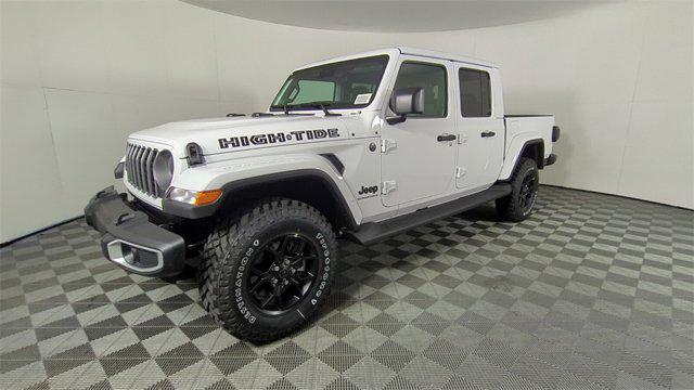 new 2025 Jeep Gladiator car, priced at $42,617