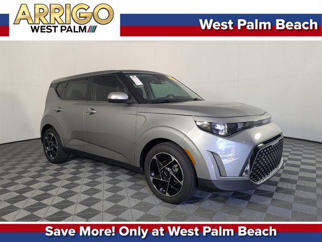used 2023 Kia Soul car, priced at $17,364