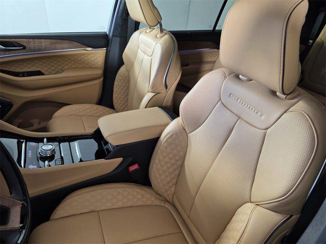 new 2025 Jeep Grand Cherokee L car, priced at $59,808