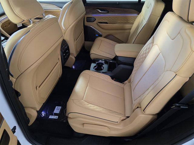 new 2025 Jeep Grand Cherokee L car, priced at $59,808