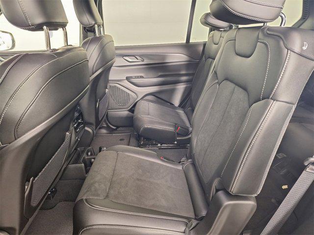 new 2025 Jeep Grand Cherokee L car, priced at $40,108